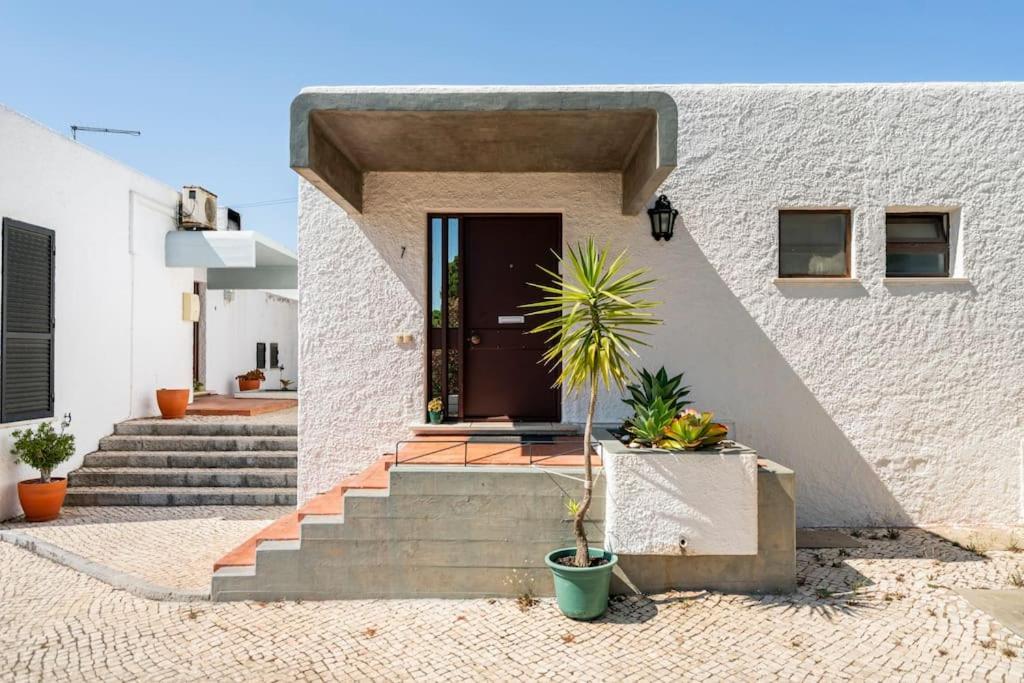 Sunny Villa With Golf Front View Vilamoura Exterior photo